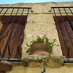 Filia\'S Traditional Haouse, Old Town In Heraklion